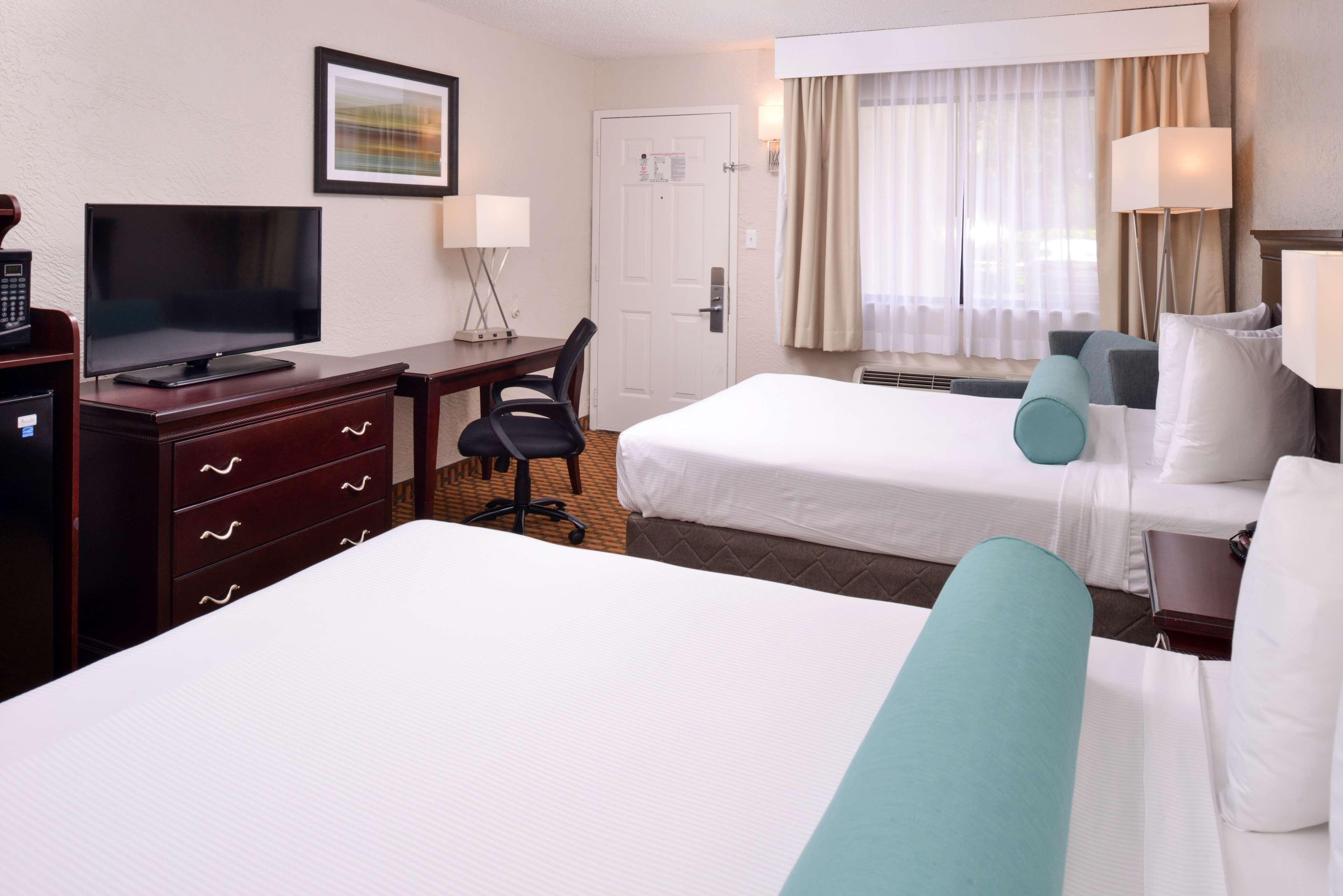 Mai Hana Hotel- Intl Drive, Trademark Collection By Wyndham Williamsburg Eksteriør billede