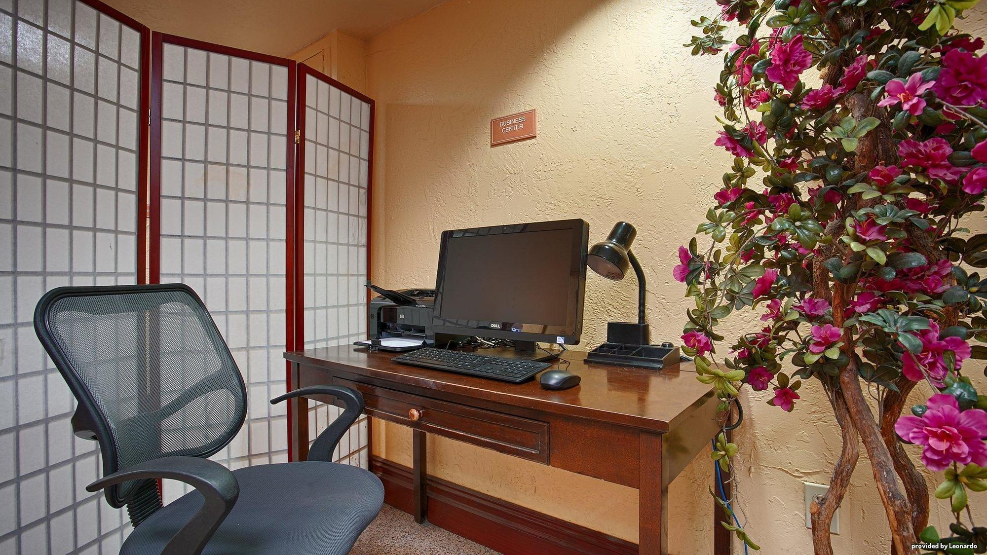 Mai Hana Hotel- Intl Drive, Trademark Collection By Wyndham Williamsburg Eksteriør billede