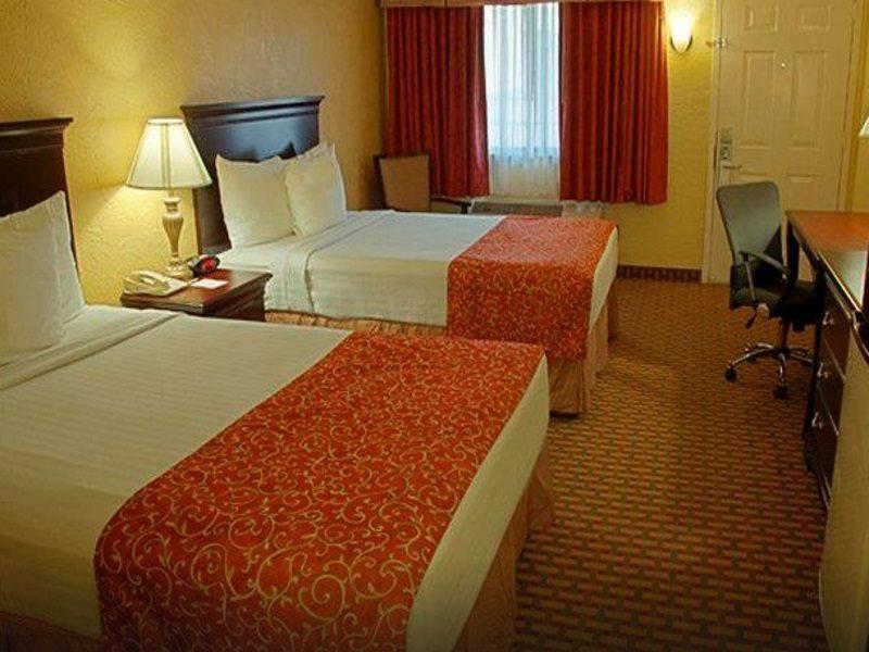 Mai Hana Hotel- Intl Drive, Trademark Collection By Wyndham Williamsburg Eksteriør billede