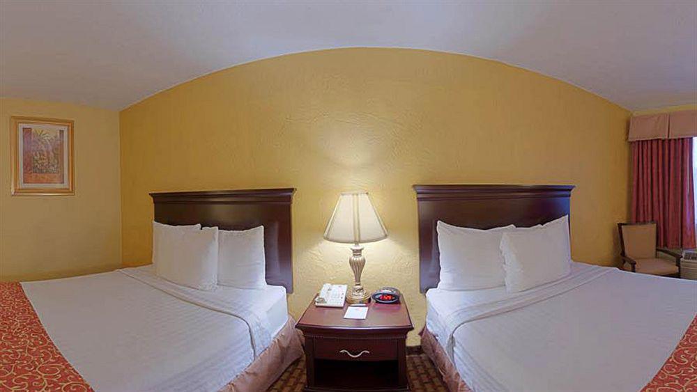 Mai Hana Hotel- Intl Drive, Trademark Collection By Wyndham Williamsburg Eksteriør billede